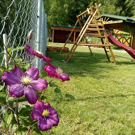 Domek letniskowy Nad Jeziorem/seehaus 1a *