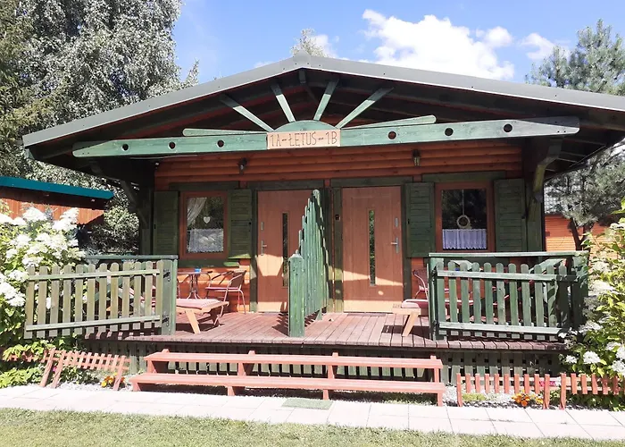 Nad Jeziorem/seehaus 1a 롯지 Letowo (West Pomeranian)