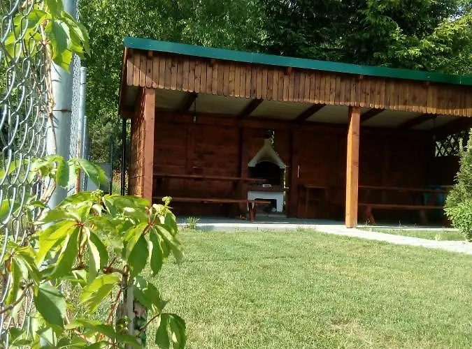 Nad Jeziorem/seehaus 1a 롯지 Letowo (West Pomeranian)